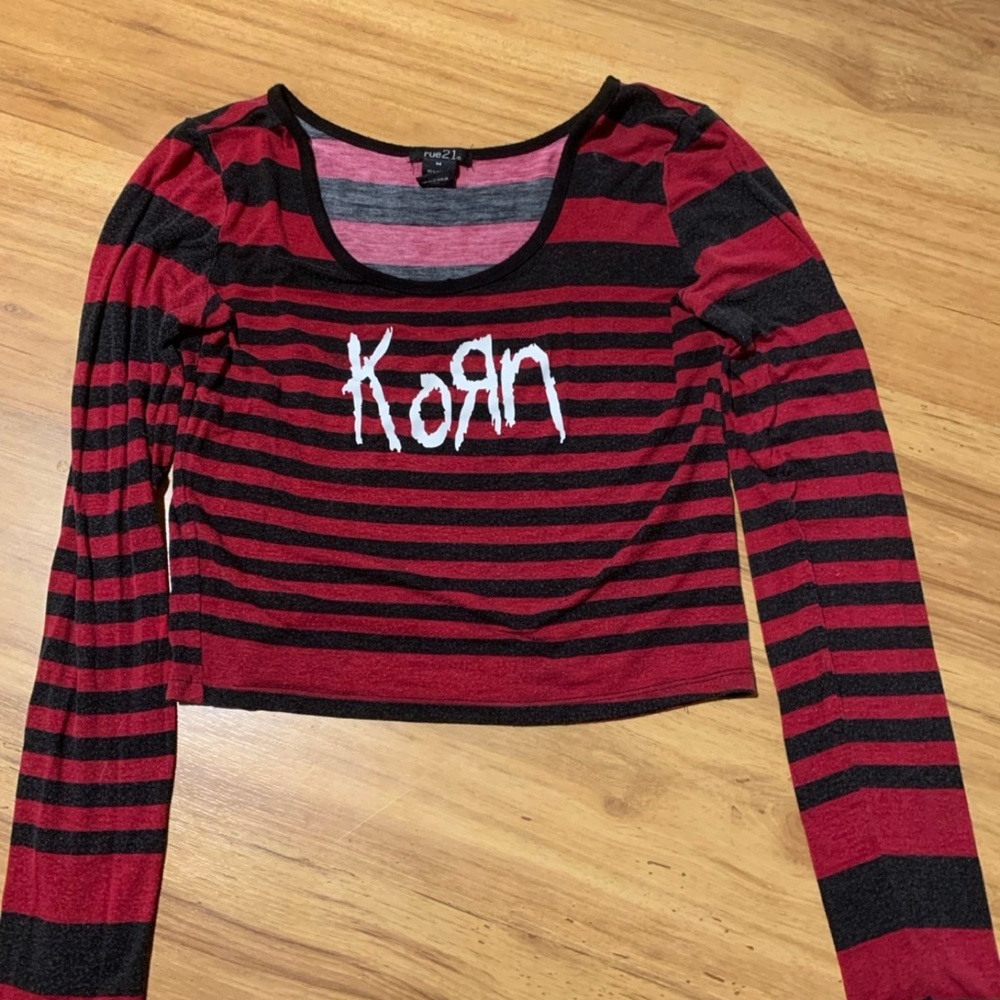 Rue21 Striped red and black Top - Korn